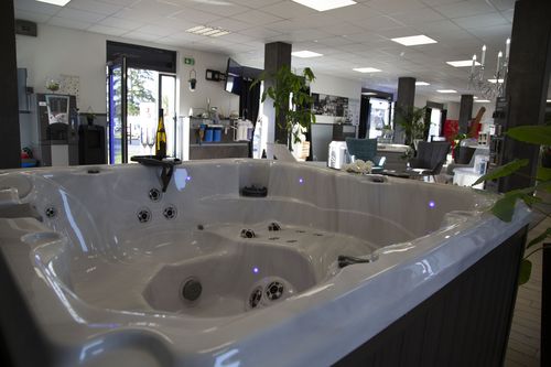 Showroom spas, saunas, hammams, bains nordiques Moselle, Alsace, Luxembourg